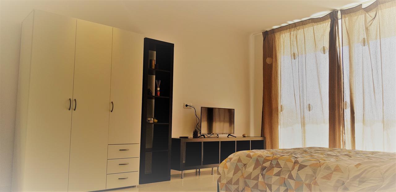 Apartment Golf Park Los Abrigos Esterno foto